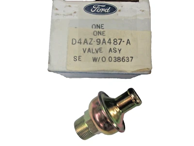 NOS 79 Ford Truck F100 250  6 cyl  Exhaust Air Supply Check Valve  D4AZ-9A487-A Foto 1 de 4