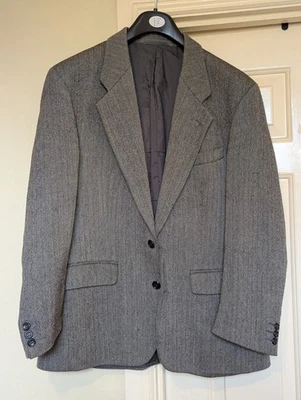 Scott Vintage Men's Pure New Wool Tweed Blazer Jacket 40 SHORT Herringbone - Image 1 of 4