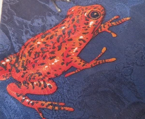 RAIN FOREST FROGS 1996 Marc Dennis Endangered Species Embossed Navy Necktie VTG - Picture 1 of 8