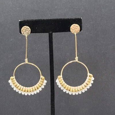 Brincos de pedra de quartzo perfurados longos tom dourado pendurados 3" - Imagem 1 de 4