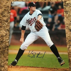 Kohl Stewart Signed 8x10 Photo Autograph Minnesota Twins - Picture 1 of 1
