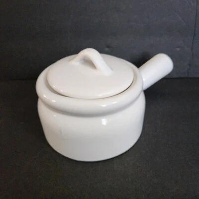 Winsome Stoneware Soup Bowl Crock With Handle Lid Taiwan White Table Decor - Image 1 of 4