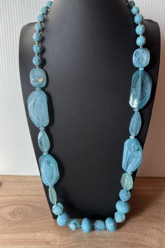 VETEMENTS Collana con perline acriliche grosse blu casual audace