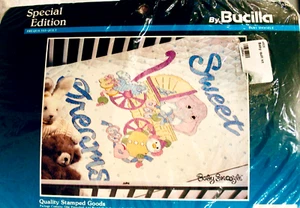 Kit de edredón BUCILLA edición especial BABY SNOOZLE #63138 NUEVO EN PAQUETE - Imagen 1 de 3