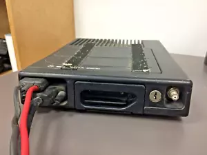 Motorola Spectra, modello # TA9FW+078W, cavo di alimentazione e telecomando, microfono, radio base VHF - Foto 1 di 9