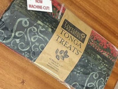 Timeless Treasures Tonga Treats - FESTIVE 42 - 10” cuadrados Foto 1 de 4