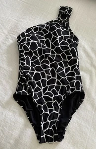 Michael Kors One Shoulder O-Ring 1 Piece Women Size 6 Swimsuit Black White EUC - Picture 1 of 8