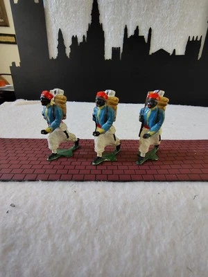 3 French Zouaves soldiers - Image 1 of 4