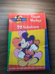 SÜSSE MICKEY Maus 30 Valentinstag mit Umschlägen 10 verschiedene Designs Neu im Karton Disney - Bild 1 von 4