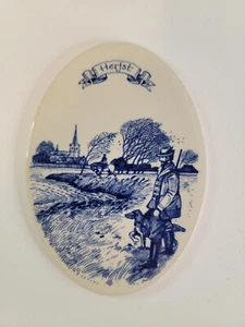 Vintage H & R Johnson Tile Delft Ceramic Tile Herfst Hunter Dog Scene Oval 4 x 6 - Picture 1 of 5
