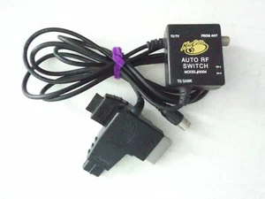 MadCatz Auto RF Switch for Nintendo 64 Game Cube,Xbox,PlayStation 1 & 2 No. 6004 - Picture 1 of 8