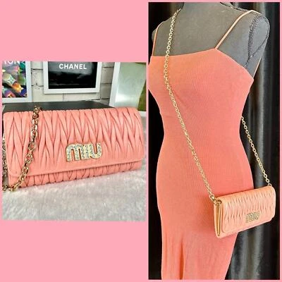 Bolsa tiracolo Miu Miu rosa Matelasse Nappa carteira de couro FOFA - Imagem 1 de 4