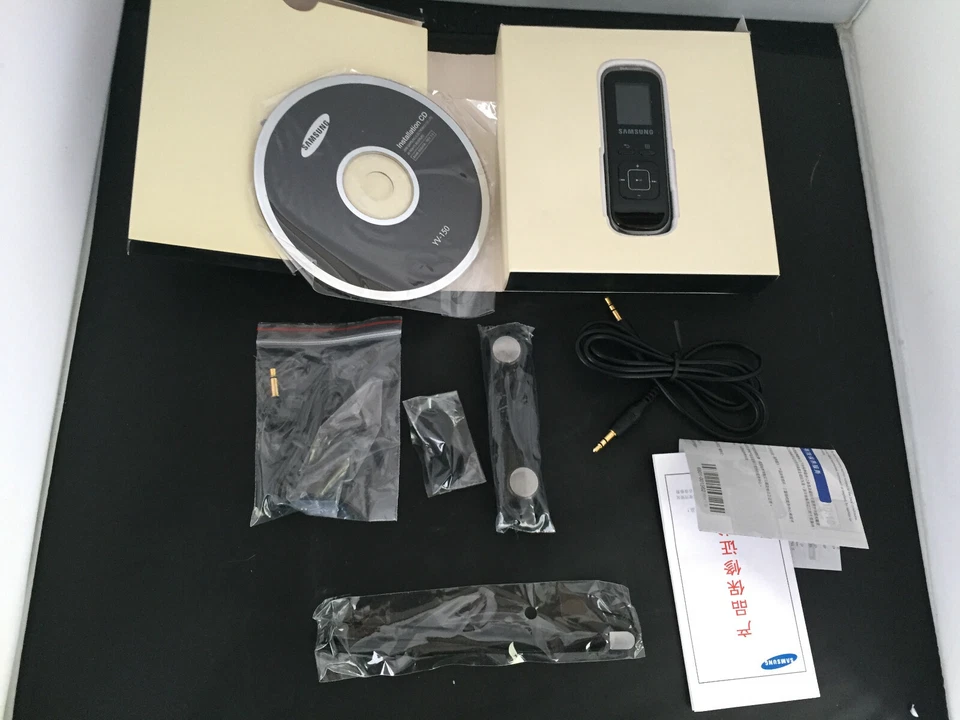 Rare Samsung YV-150 Voice Pen 1 GB / Built-in FM Tuner  - Image 1 of 4