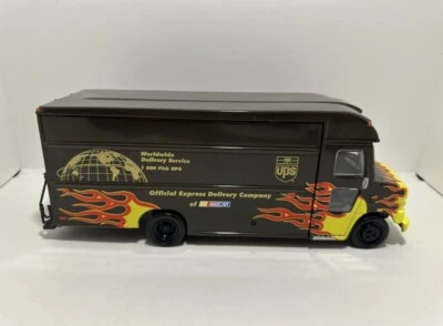 Action "Dale Jarrett" 2001 UPS Van w/car Mint Boxed. 1/32 - Image 1 of 4
