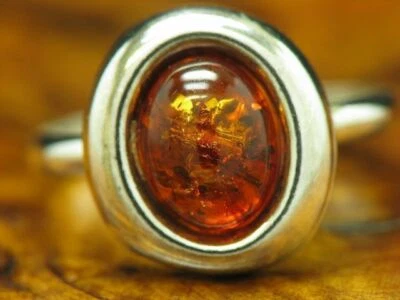 Anillo de plata de ley 925 con decoraciones ámbar / plata real / 1,2 g / Rg 49 Foto 1 de 3