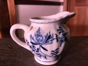 Blue Danube Creamer 3" tall - Picture 1 of 4
