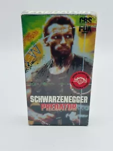 Predator VHS SEALED Watermarks CBS Fox Arnold Schwarzenegger VTG - Picture 1 of 2