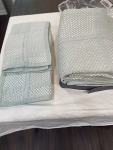 Belk Soft Sage London King Size Coverlet W/2 Shams NWT - Picture 1 of 12