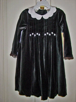 LAURA ASHLEY TODDLER 女孩黑色天鹅绒派对连衣裙 尺寸 4 全新带标签 — 第 1/4 张图片