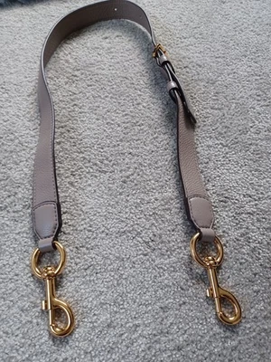 marc jacobs schultergurt leder taupe, neu - Bild 1 von 2