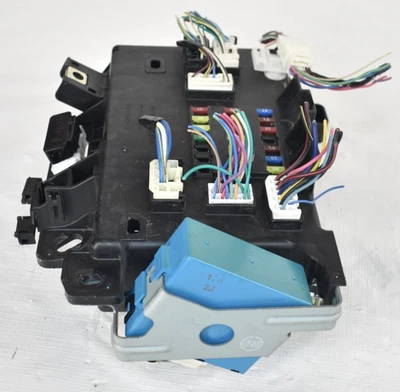 Toyota Tacoma 2014 caja de fusibles de cabina y módulo intermitente OEM TMB-37 81980-04040 Foto 1 de 4