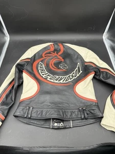 Harley Davidson Mujer Chaqueta Mediana Negro Crema Naranja Cuero Stylus Eagle Bar - Imagen 1 de 14