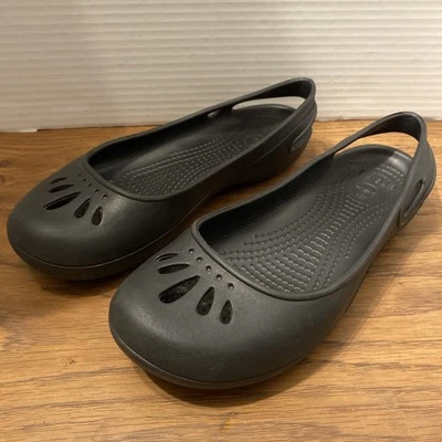 Women's Crocs Black US Size 6 Mary Jane Style Closed Toe Slip On Sling Back - Image 1 of 4