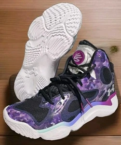 Scarpe nuove da uomo Under Armour Tuff Crowd x Curry Spawn FloTro 3026842-500 taglia 10,5 - Foto 1 di 10