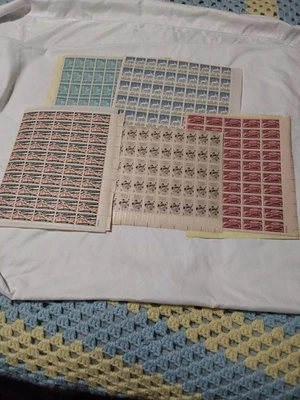 Vintage U.S. 3 Cent Postage Stamp Sheets 250 Stamps - Image 1 of 4