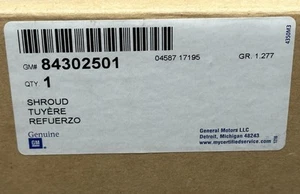 Genuine OEM GM Cadillac Chevrolet Engine Cooling Fan Shroud 2010-2014 84302501 - Bild 1 von 1
