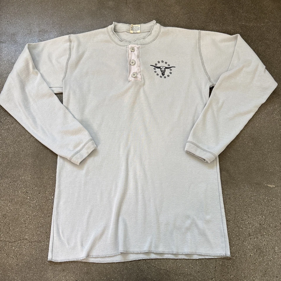 Camiseta Henley Vintage 80 Búfalo Manga Larga Hombre Talla Grande Gráfico Toro RARA Foto 1 de 4