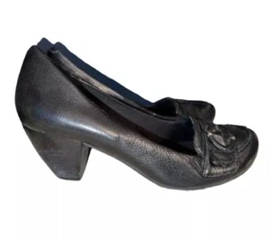 Baretraps Wedge Heel Loafer size 6.5 Slip On Casual Comfort Black Leather Corp - Picture 1 of 7