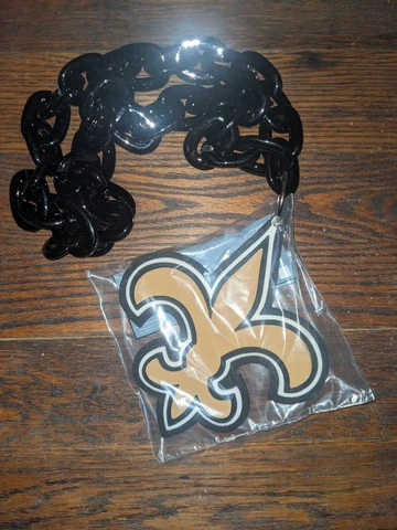 New Orleans Saints Fan Chain Cover
