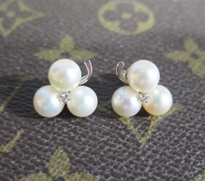 .Pretty Vintage 14ct White Gold Trio of Pearls Diamond Clover Earring Studs 6.4g - Picture 1 of 9