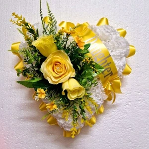 13" Yellow Heart Silk Artificial Funeral Flowers Wreath/Memorial/Grave Tribute - Picture 1 of 20