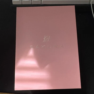 FinalMouse UltralightX Sakura Gaming Mouse ULX IN HAND MEDIUM - Image 1 of 4