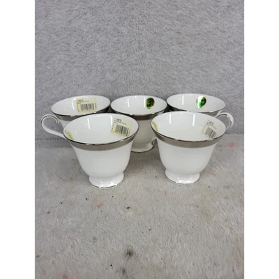 Juego de 5 tazas de té Waterford Newgrange platino hechas en Inglaterra porcelana de hueso elegante Foto 1 de 4