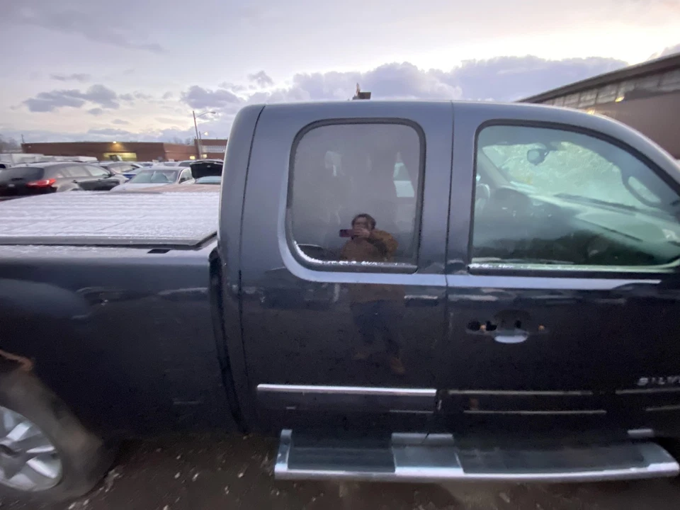 07 08 09 10 11 12 13 puerta trasera derecha chevy silverado 1500 Foto 1 de 2