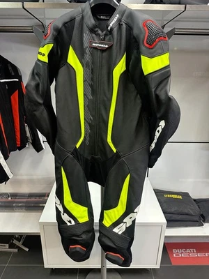 TRAJE SPIDI CUERO Y154-394 TALLAS 56 Y 50 Foto 1 de 4