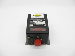 Lear Siegler 51565-016 DC Static Voltage Regulator - Piper Cheyenne II - Bild 1 von 5