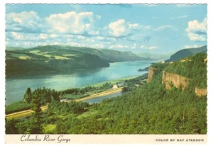 Postcard Columbia River Gorge Crown Point Multnomah County Oregon posted 1977 - Picture 1 of 2