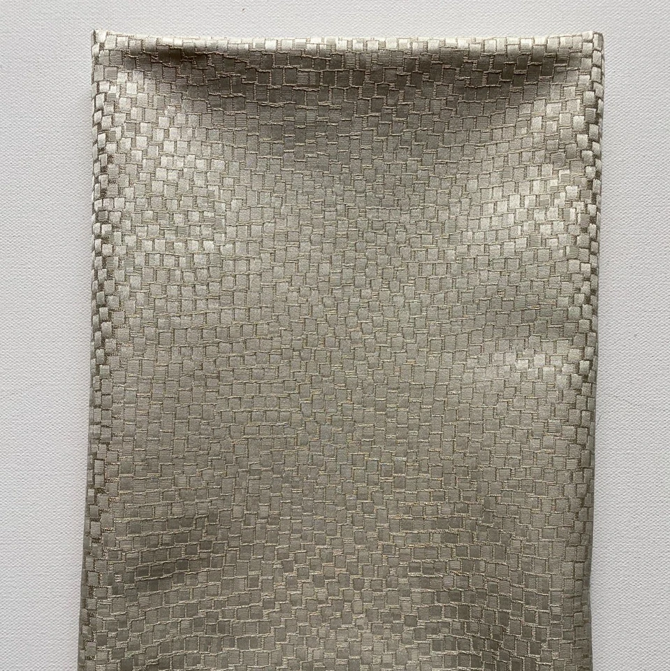 Remanente de tela de diseñador Kravet Couture deslumbrante de alta costura de oro blanco 24x24" Foto 1 de 3