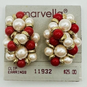 Pendientes de clip patrióticos náuticos perlas de imitación rojo blanco tono dorado Marvella de colección - Imagen 1 de 3