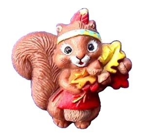 Hallmark PIN Thanksgiving Vintage SQUIRREL INDIAN HEADDRESS Leaves 1987 Brooch - Picture 1 of 2