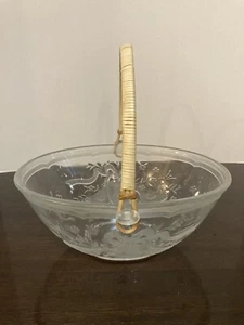 International Marmalade Glass Bowl Basket with Handle Geese And Ribbons - Picture 1 of 8