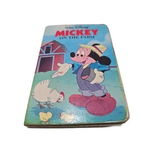 1988 Walt Disney Company Mickey Mouse On The Farm Mini Book Vintage Retro - Picture 1 of 3