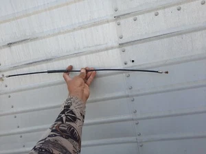 JAGUAR XJ8L VANDEN PLAS REAR DOOR LOCK CABLE 1998 1999 2000 2001 2002 2003 - Picture 1 of 8