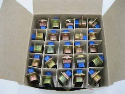 Conector Sub Tyco Electronics M24308/4-2F DB 205164-1 para cantidad 50 - Caja completa Foto 1 de 4