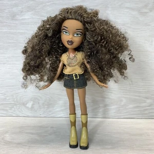 MGA Bratz 2001 Hippie Chic Sasha Doll w Graphic Top, Mini Skirt & Boots - Picture 1 of 12