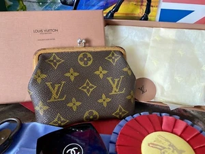 Ultra Rare LOUIS VUITTON Vintage Saks French Co Kisslock Case Coin Purse Wallet - Bild 1 von 12